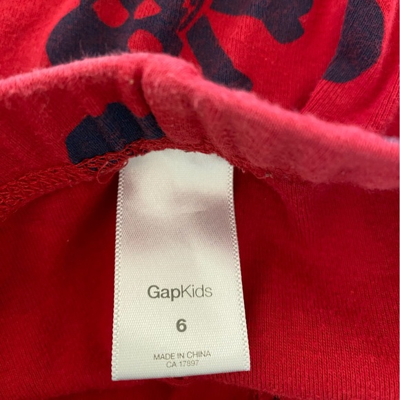 🔆3/$25🔆 The Gap Kids Red Skull Print PJ’s (Leggings & Top) Size 6 - Picture 3 of 7